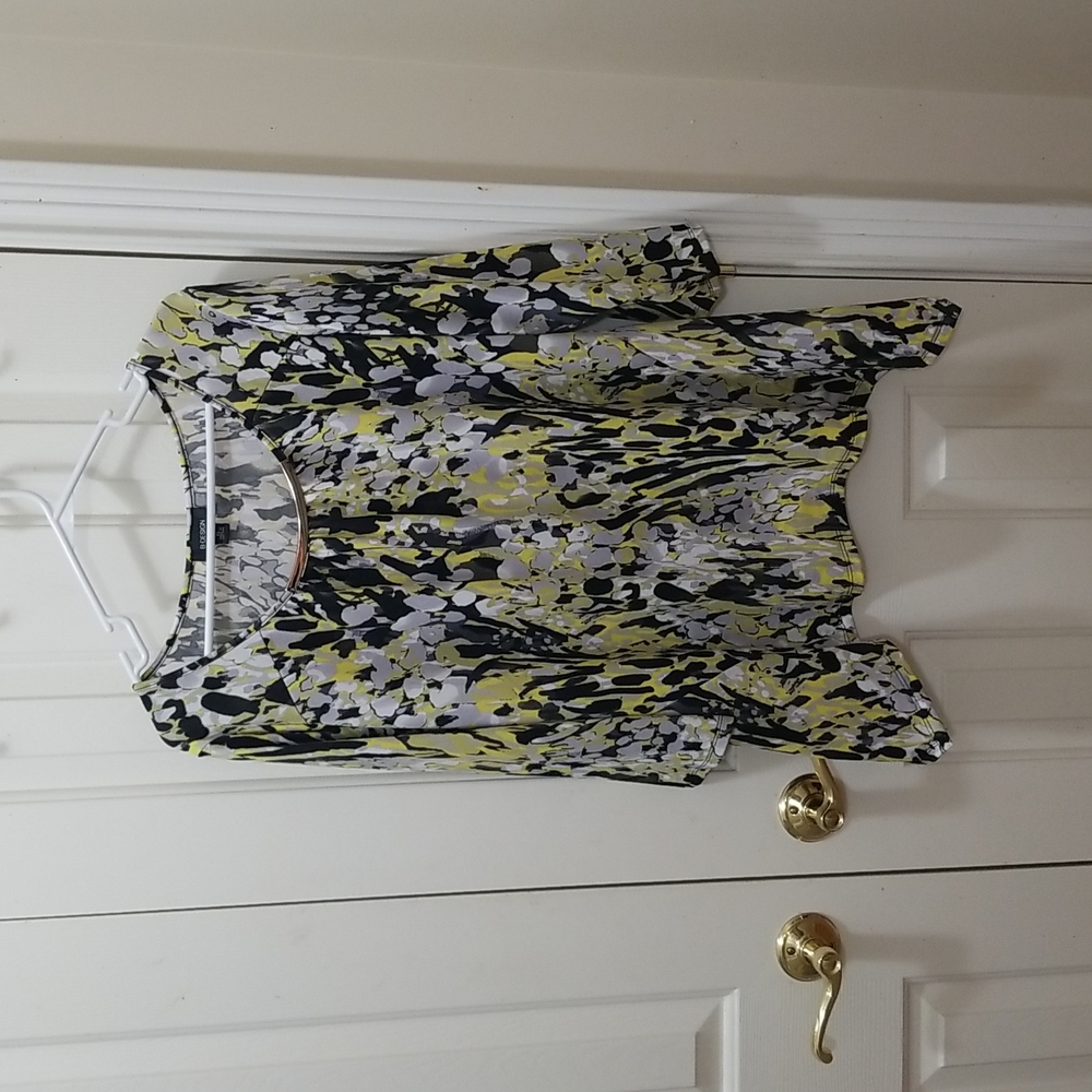 3/$15 B Design blouse sz XL